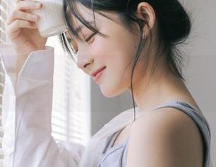 忙着撕xi？快去51吃瓜app，今天的瓜肉太诱人，简直难以抗拒！