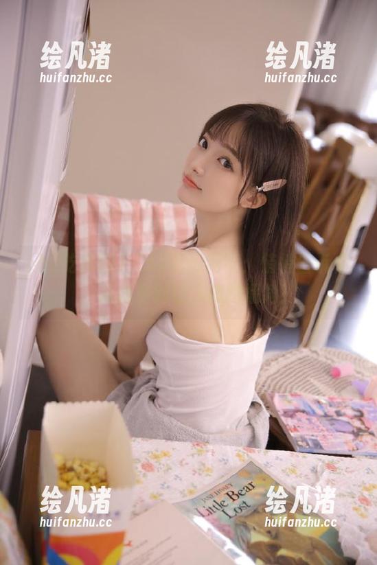 “52吃瓜网”：悄悄告诉你，资源多到让人想蹲墙角！