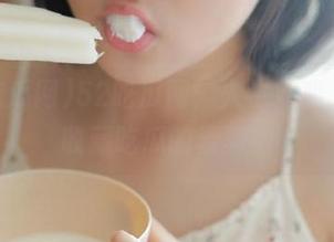52吃瓜网：人生如戏，全靠收藏吃瓜的姿势！