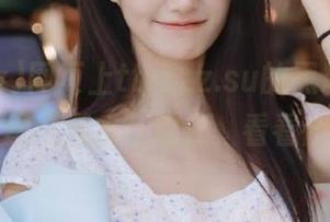 网页上tttzzz.su的黑料入口，真让人想“潜水”进去，看看都有啥！