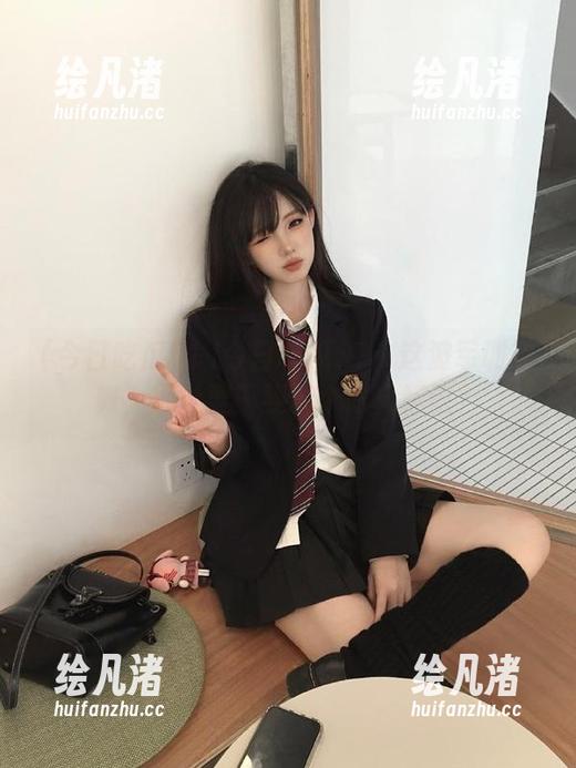 今日吃瓜51：这波军训热舞，地址要不要加个防火标识？