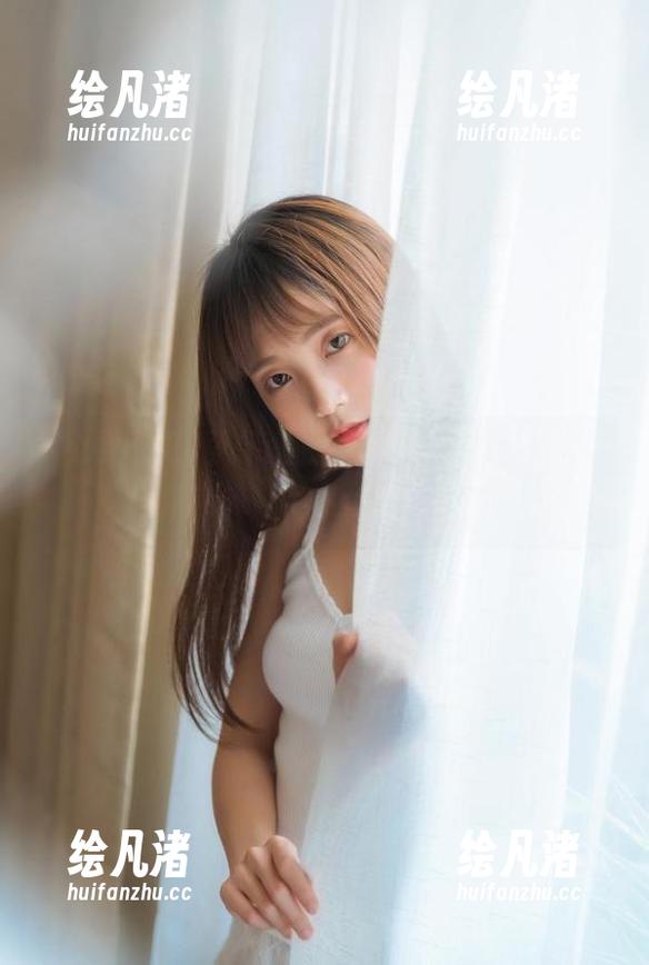 登录免费吃瓜，顺便更新你的“八卦库”，不然怎么跟上潮流？