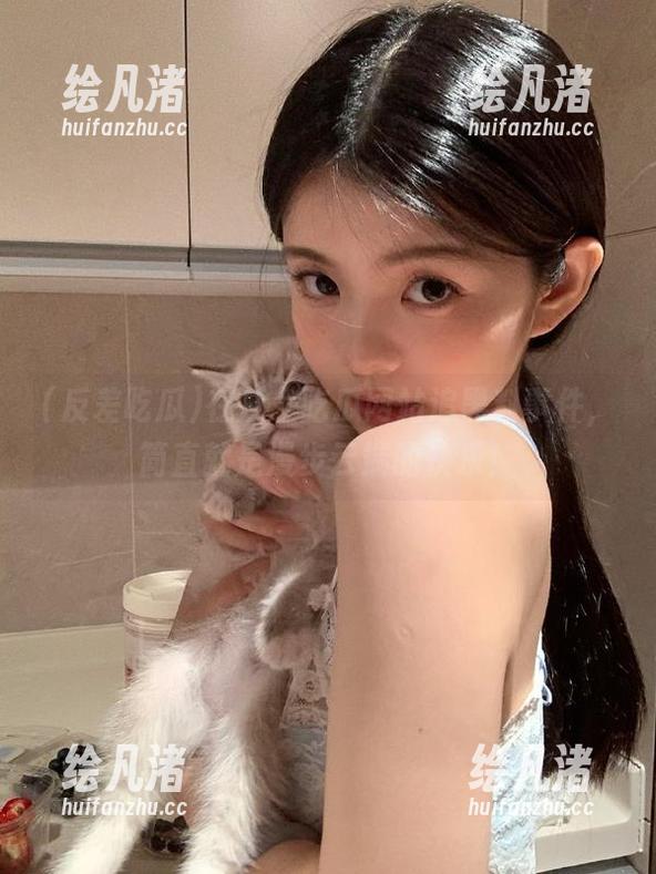 在反差吃瓜网站追黑料事件，简直就是漫步云端的快乐！