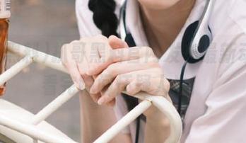 扒哥黑料官网发布最新动态，看完瞬间怀疑人生！