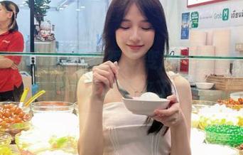 网页瞬间变风口浪尖，2025黑料不打烊带来了什么？