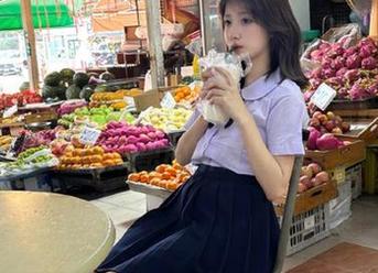 黑料吃瓜网在线：看我在线激发瓜虫的所有潜能！