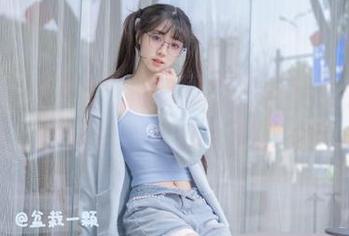 当我试图打开黑料正能量的线路时，感觉自己就像个被愚弄的孩子。