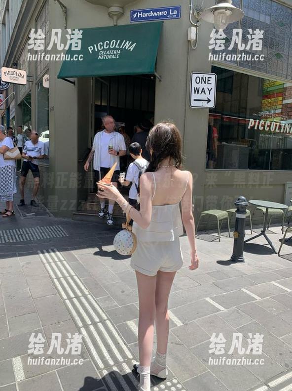 决定找点乐子？来“黑料正能量zzzttt”入口，传送门带你飞！