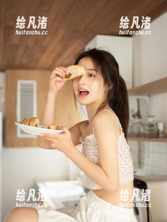 直达黑料正能量不打烊，回家路上试试边走边唠嗑会发生什么！