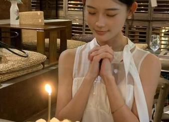 登录黑料网51，解锁瓜田秘事，小心刷新一下就亮瞎眼！